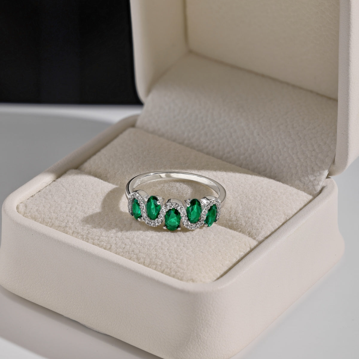 Silver Emerald Wave Ring